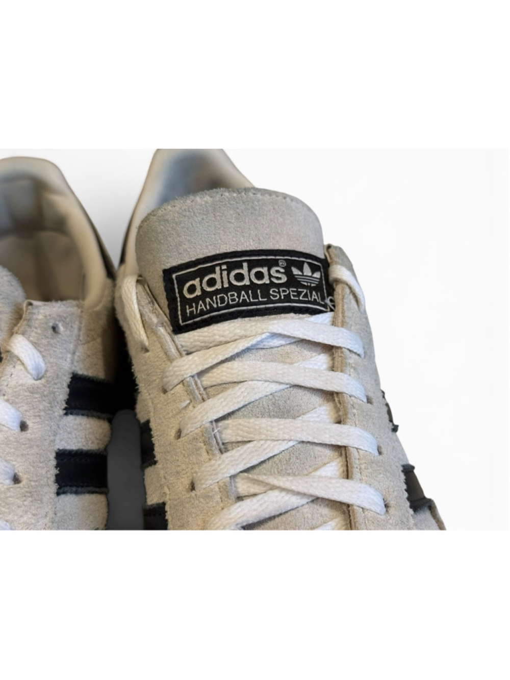 Adidas Handball Spezial Sneakers Beige Black Gum Suede Men’s US 8.5 IF6562 - Picture 4 of 10